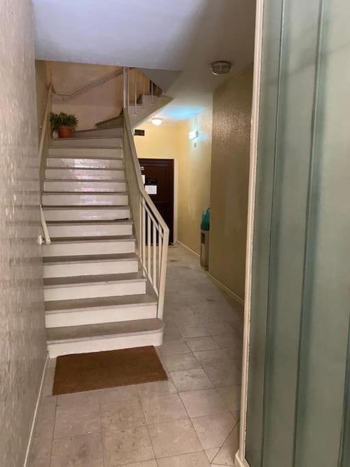 Studio Center Porto Luaran gambar