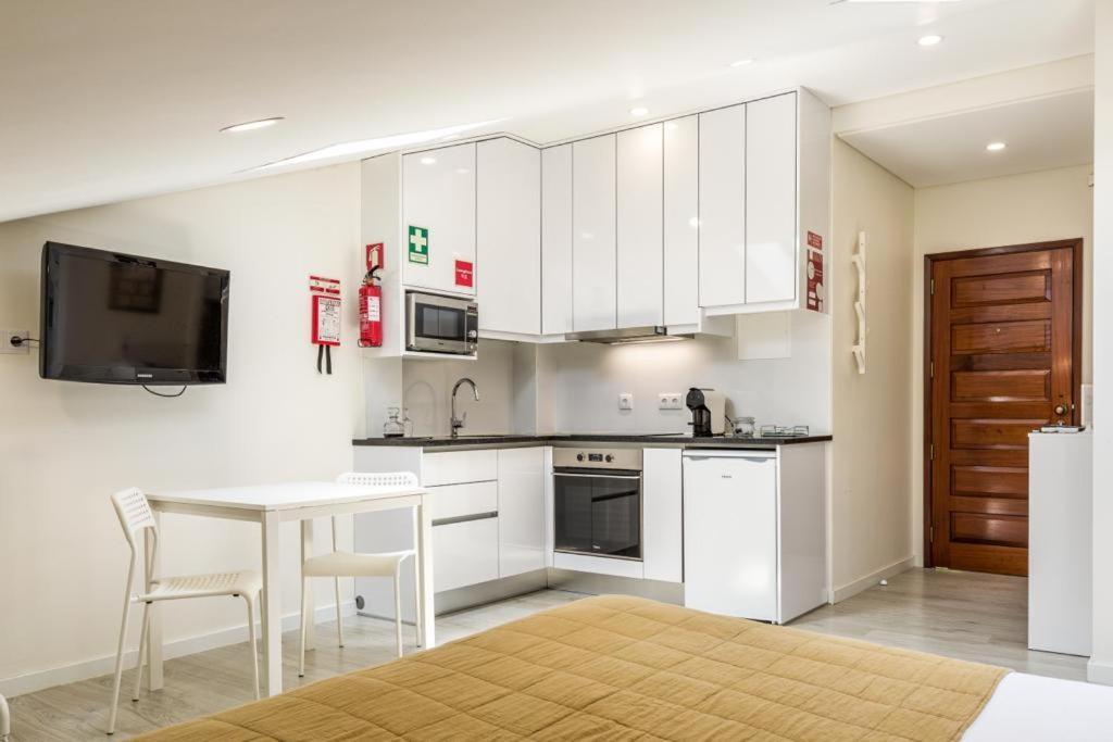 Studio Center Porto Luaran gambar